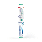 CEPILLO DENTAL SENSODYNE COMPLETE PROTECTION MEDIO